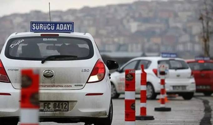 Ehliyet alacaklar dikkat! Yönetmelik değişiyor 1